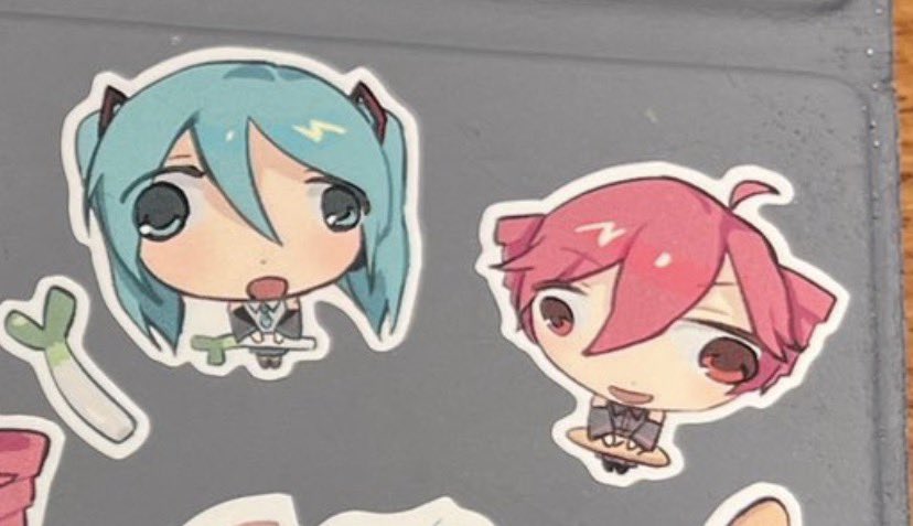 Red 🇻🇳 tweet media