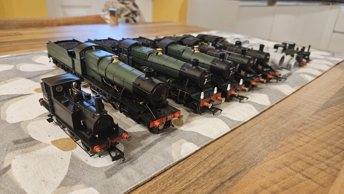 GBHtrain tweet media