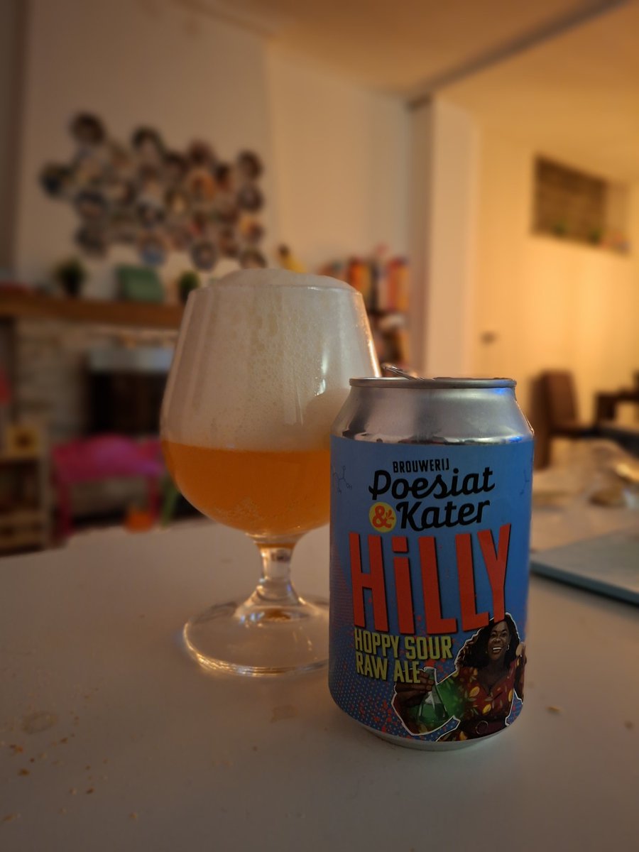 CraftBeerUniverse tweet media