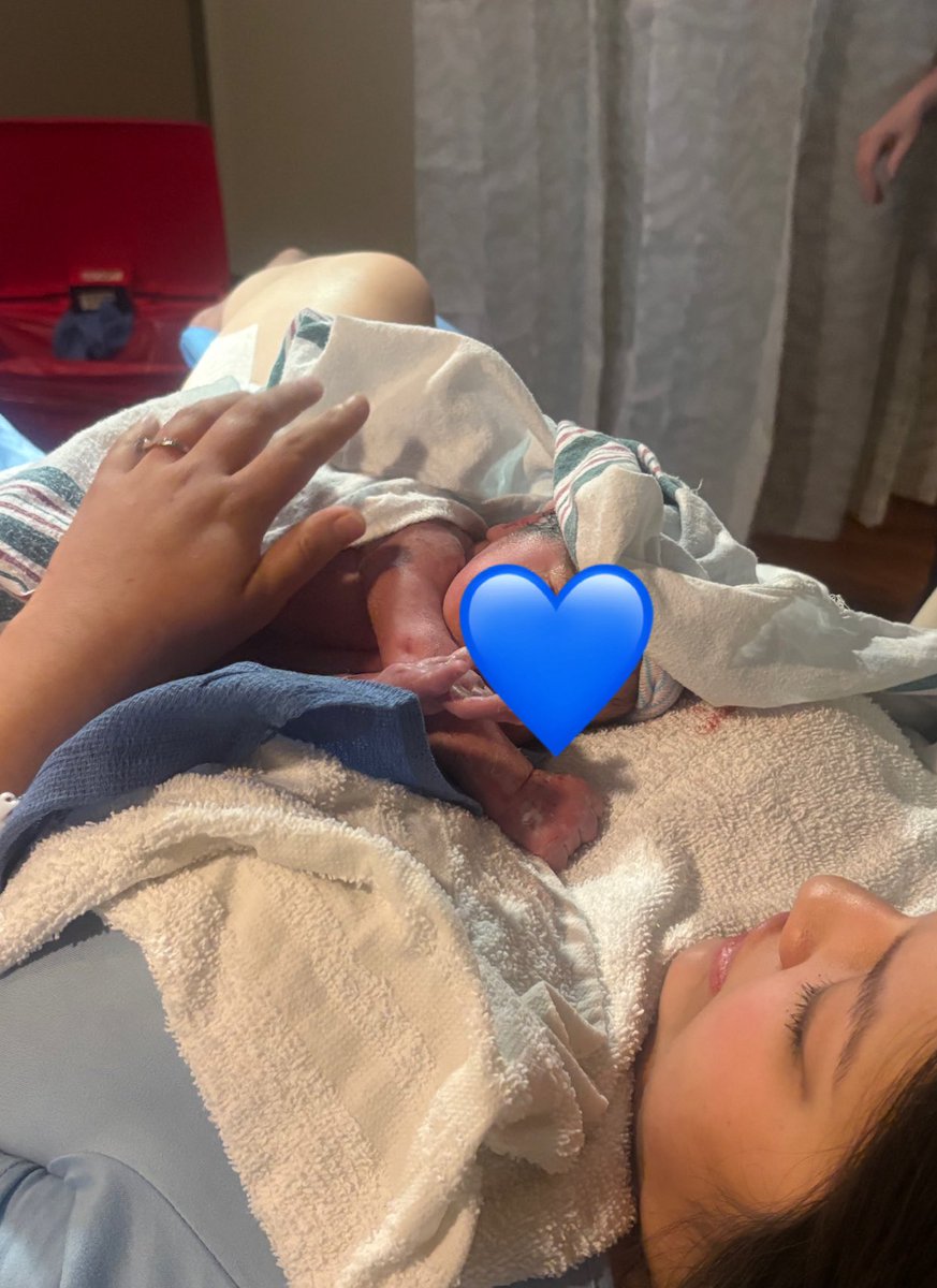 ari ʚ♡ɞ tweet media