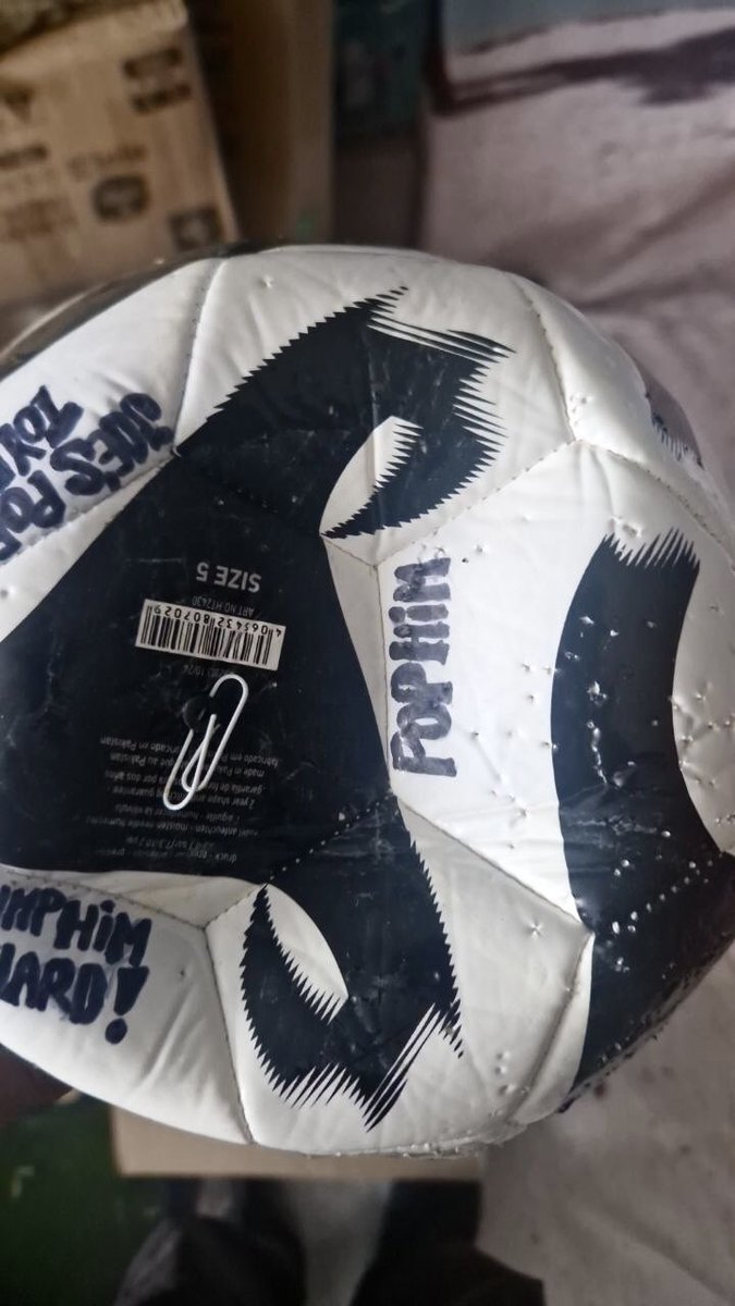 football_boi tweet media