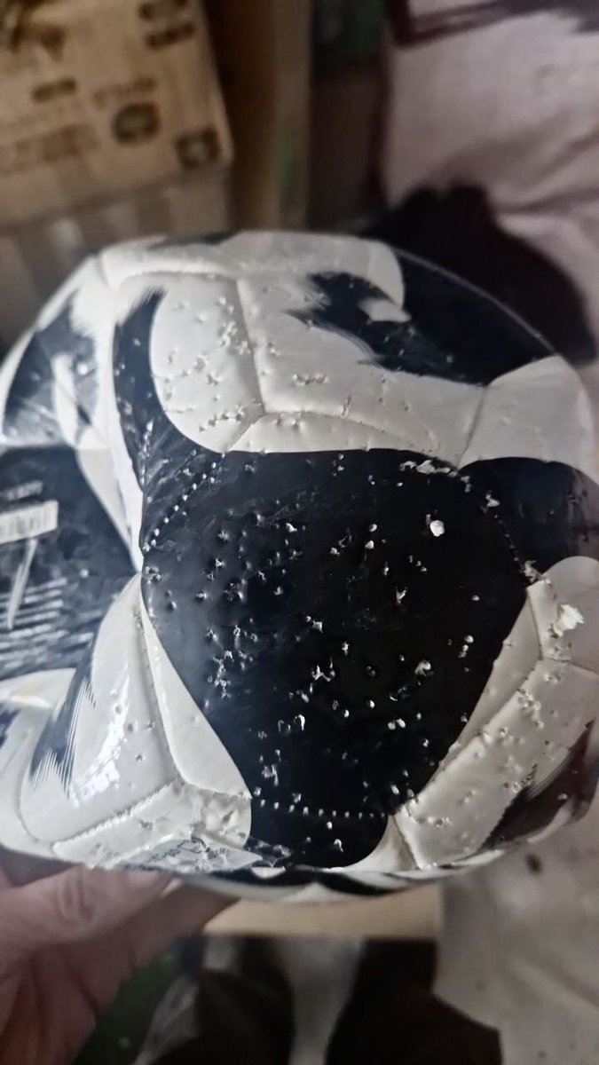 football_boi tweet media