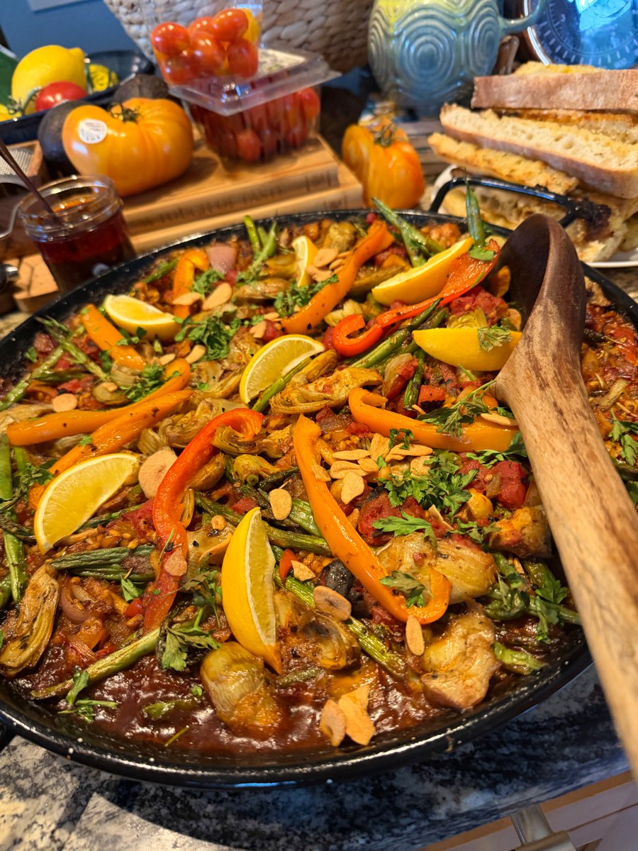 The Girl with the Mozart Tattoo tweet media