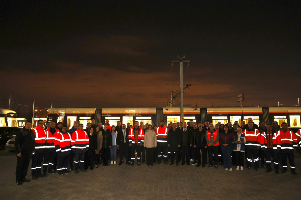 Ayşe Ünlüce tweet media