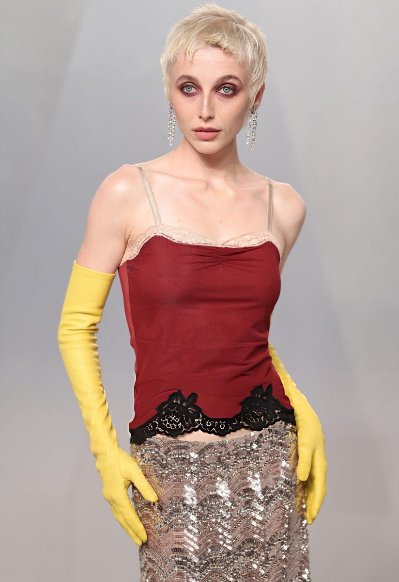 Emma Chamberlain Access tweet media