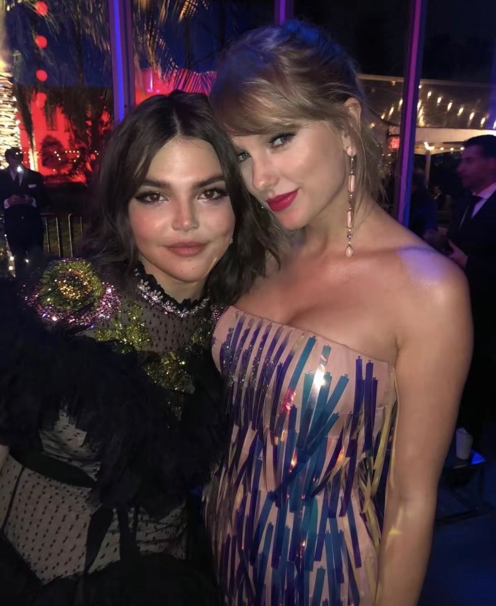 Taylor Swift Fan Archive tweet media