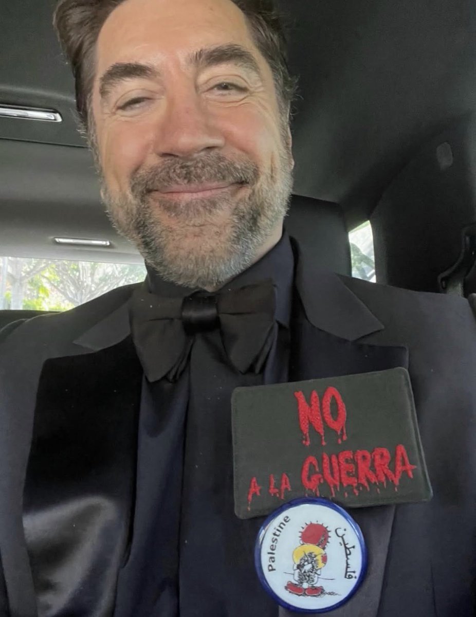 GabyLob's tweet photo. En el mundo existen personas como Carlos Cuesta porque también existen hipócritas como Bardem.
El mundo, al final, es un equilibrio permanente entre el bien y el mal. https://t.co/ugAfeOA1jS