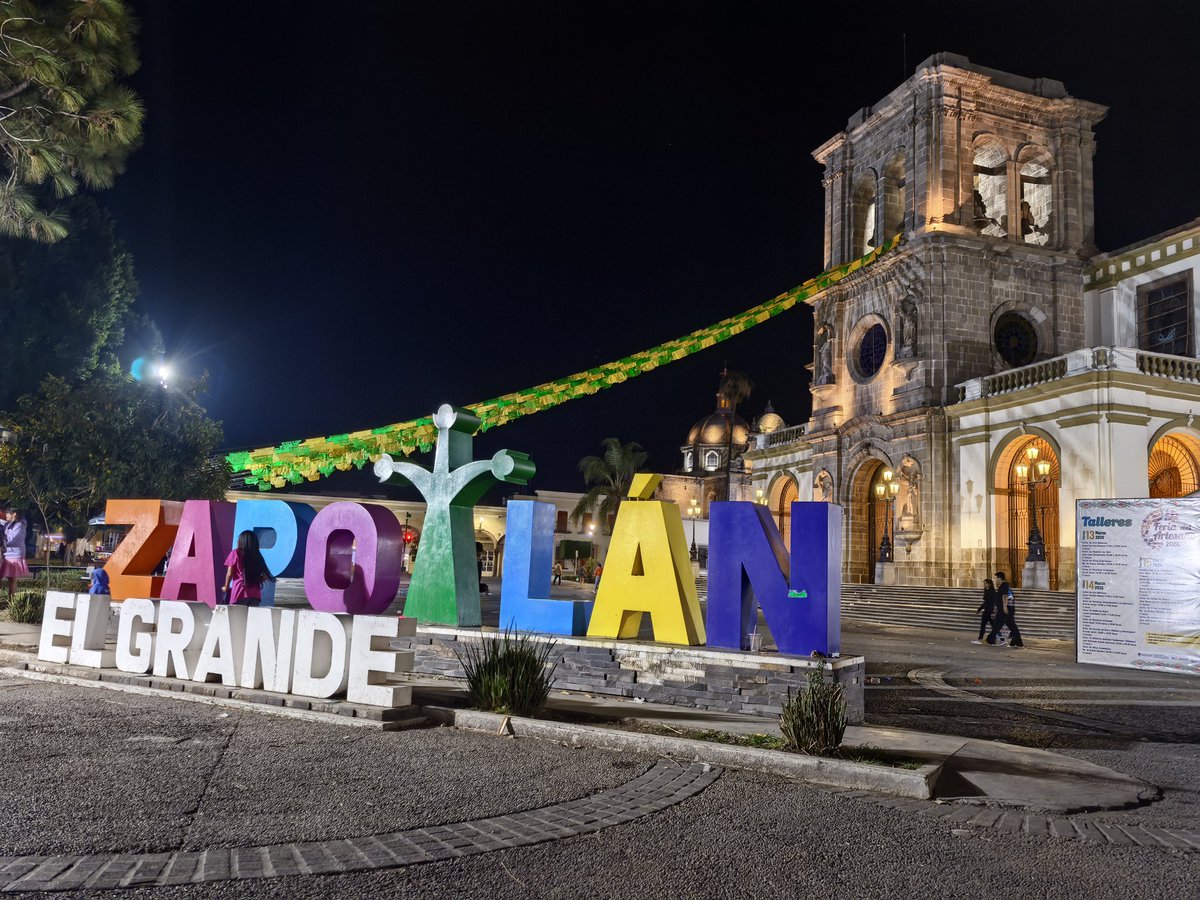 DENISSE BLOOMINGTON tweet media