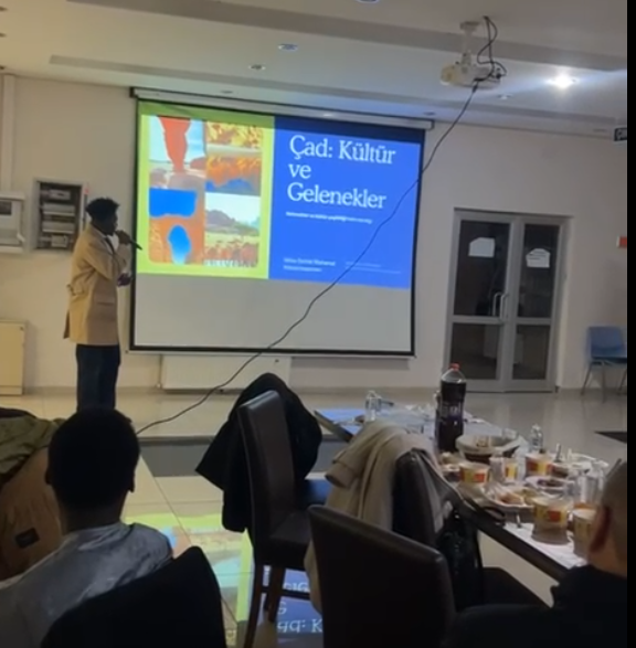 Üniversitemiz topluluğu içinde dayanışma, sevgi ve kardeşlik bağlarını güçlendirmek amacıyla Gümüşhane Üniversitesi Çadlı Öğrenciler Birliği tarafından düzenlenen iftar programı, akademik ve idari personelin de katılımıyla gerçekleştirildi. 
Detaylar 
gumushane.edu.tr/hdetay/5426/un…