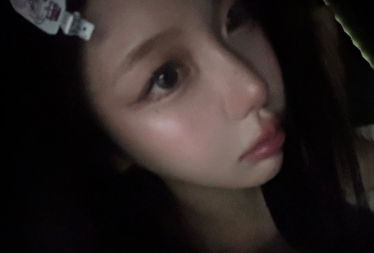 BADVILLAIN_twt's tweet photo. 나 떨어지기 싫어 너 미워 

#윤서 #YunSeo
#배드빌런 #BADVILLAIN https://t.co/4H4kn6g4yc