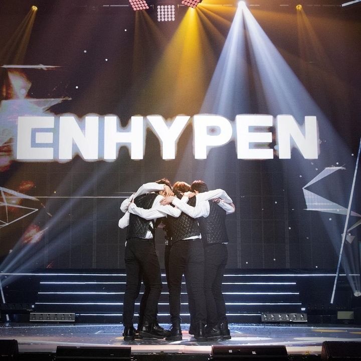 lucky Iz💤🍀 JAYPRIL 🐈‍⬛ tweet media