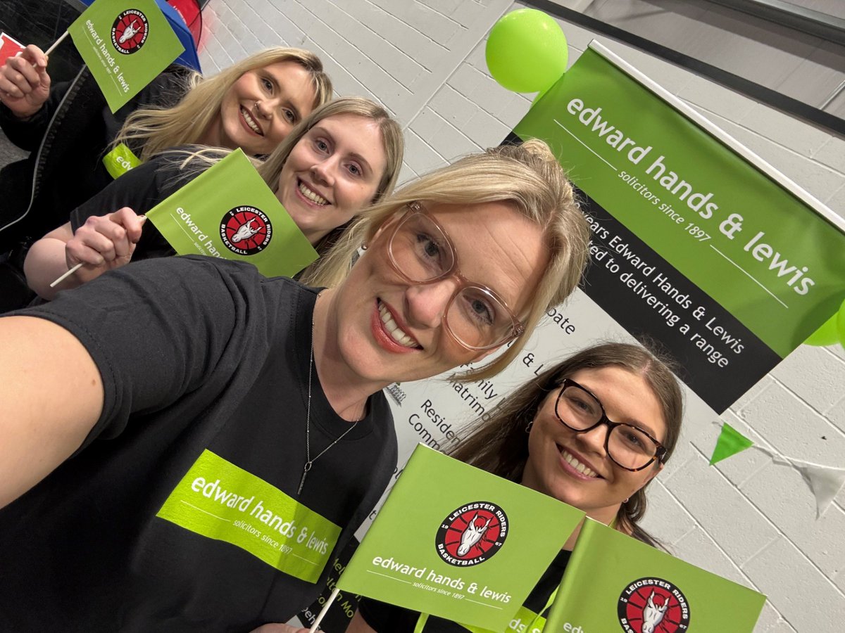 Edward Hands & Lewis tweet media