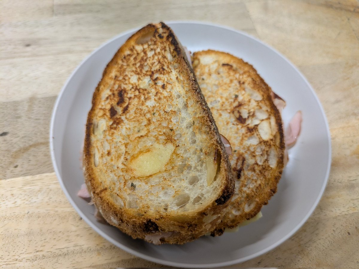 Praeliator tweet media