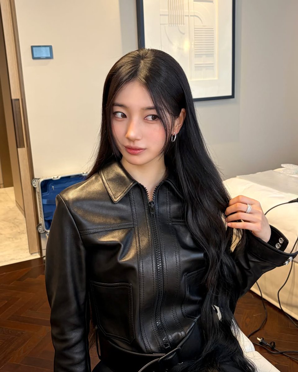 260316 | @Suzy from Management SOOP IG 📝 SUZY at Celine Winter