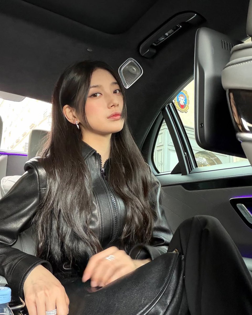 260316 | @Suzy from Management SOOP IG 📝 SUZY at Celine Winter