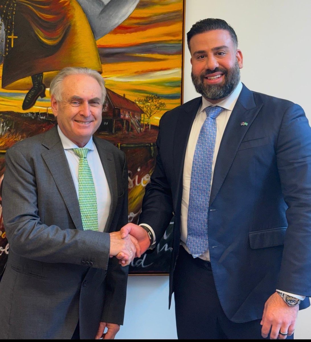 sam_jaay's tweet photo. It was a pleasure to meet Senator the Hon Don Farrell today in Canberra following his recent visit to the Kingdom of Saudi Arabia.

We discussed initiatives by the Australia-Saudi Business Chamber to increase bilateral trade and investment between our countries. 

With disruptions to traditional Middle East transport corridors, the Chamber will establish an emergency working committee to explore practical solutions to ensure supply chains remain resilient and that essential food and trade flows continue to support the broader Middle East.

We look forward to working with industry and government to overcome current transport challenges and strengthen Australia-Saudi connectivity.