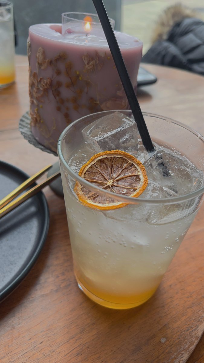 ◁-Sub-Cha-▶︎ tweet media