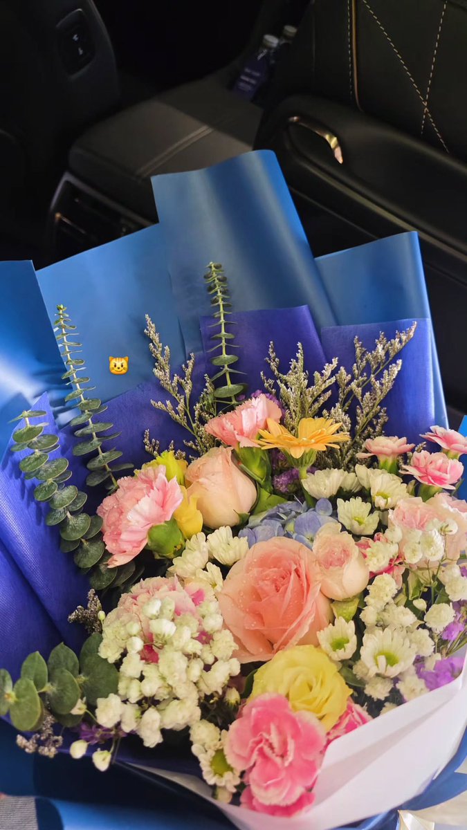 Mabel8507815661's tweet photo. 20 ปี มีบ้าน มีรถคันที่ 2 มีบริษัทเป็นของตัวเอง ที่จริงมีตั้งแต่อายุ 18 แล้ว ตัวแค่นี้เก่งที่สุดในโลกเลย ยินดีกับความสำเร็จของน้องอ๊ะมาตลอด หนูสมควรได้รับที่สุด🩷

 #Aheye4EVE #4EVE https://t.co/PEkCP8Wi0q