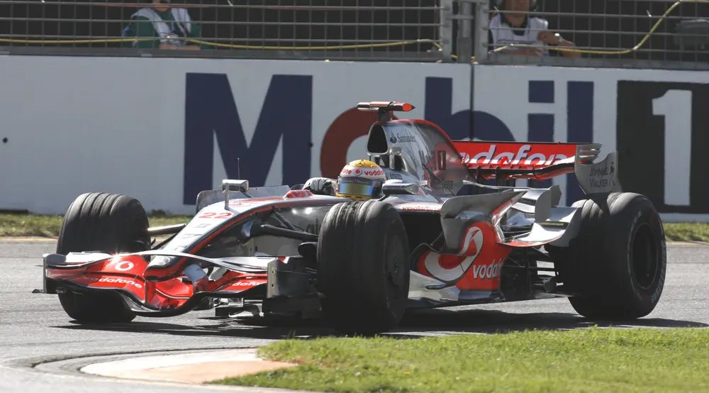 MsportXtra's tweet image. #F1 #OnThisDay, March 16th 2008. At the season opener, the #AustralianGP, polesitter @LewisHamilton (@McLarenF1 ) won ahead of @NickHeidfeld (BMW-Sauber) and @NicoRosberg (@WilliamsF1 ). youtube.com/watch?v=brKznx… #MsportXtra @UnracedF1 @Circuitsotpast @ausgrandprix