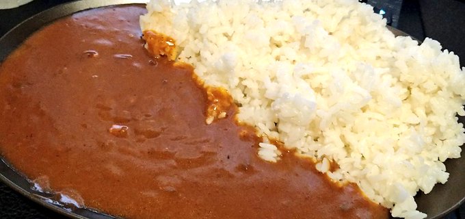 飯を食うでごわす🍛 