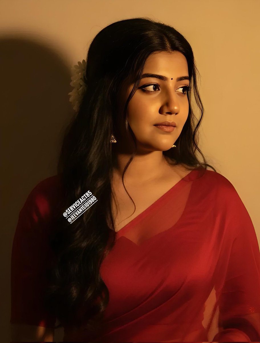 Abi navya 🔥
Kayal serial actress