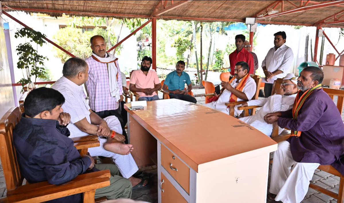 Prem Narayan Pandey tweet media