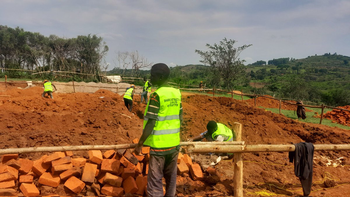 ShariConsGrpLtd's tweet photo. Goodmorning my people,  fresh week, fresh vibes..A blessed week y'all. A house for everyone #Sharie_Constructions_Group_Ltd https://t.co/QUQZr3yBoE