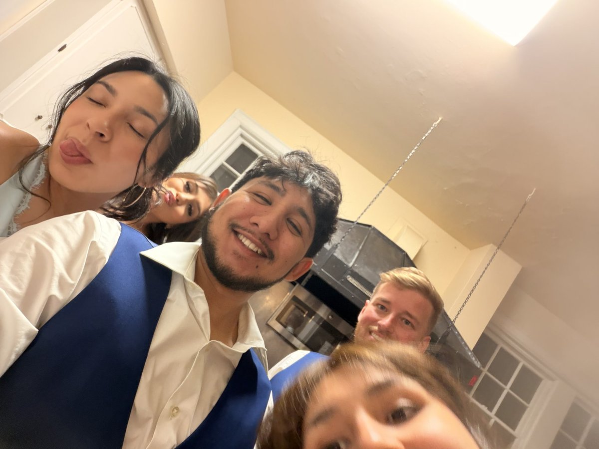 _M_A_X_C_'s tweet photo. Un poco de ayer💙❤️🥹 https://t.co/MZ54oGEd6G