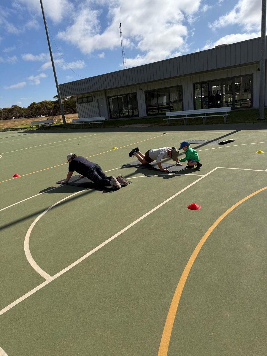 Active Farmers tweet media