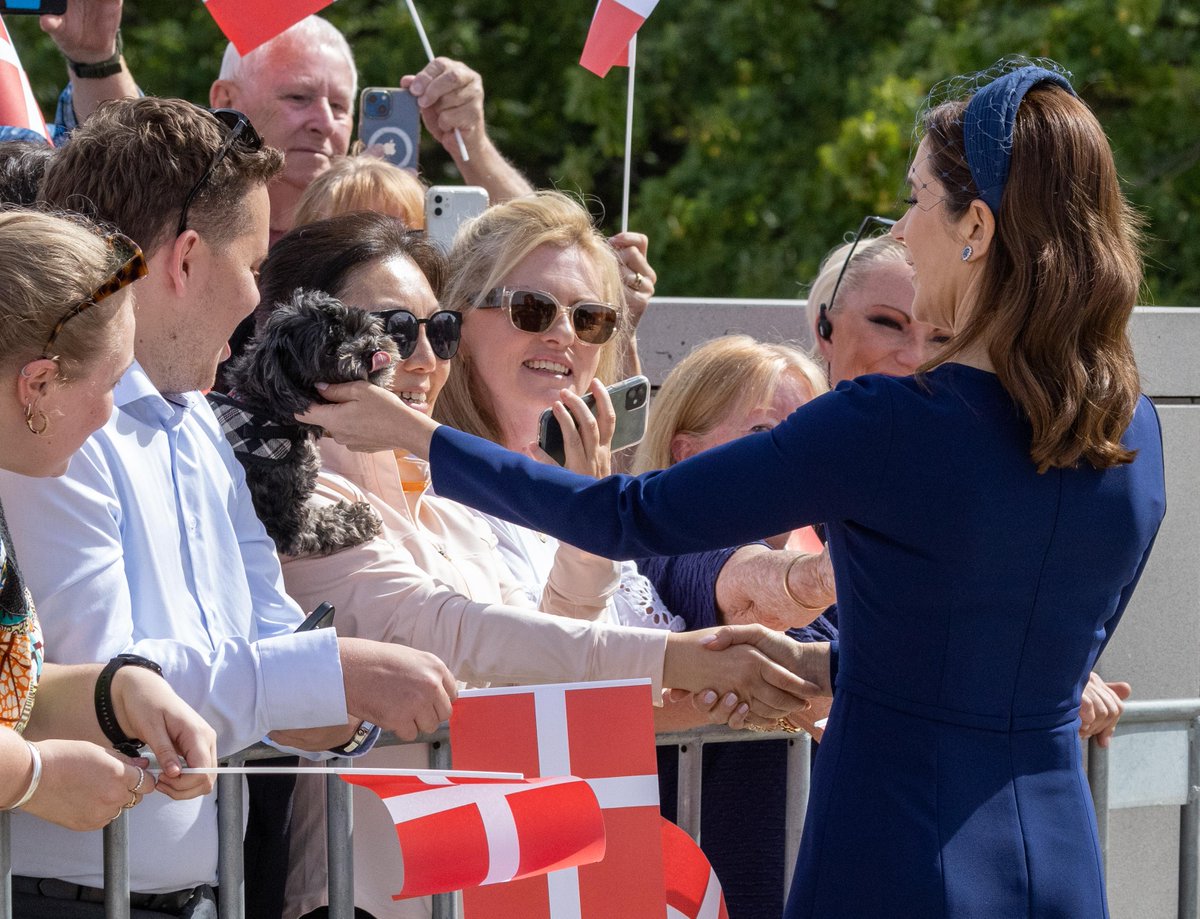 Australian Government tweet media