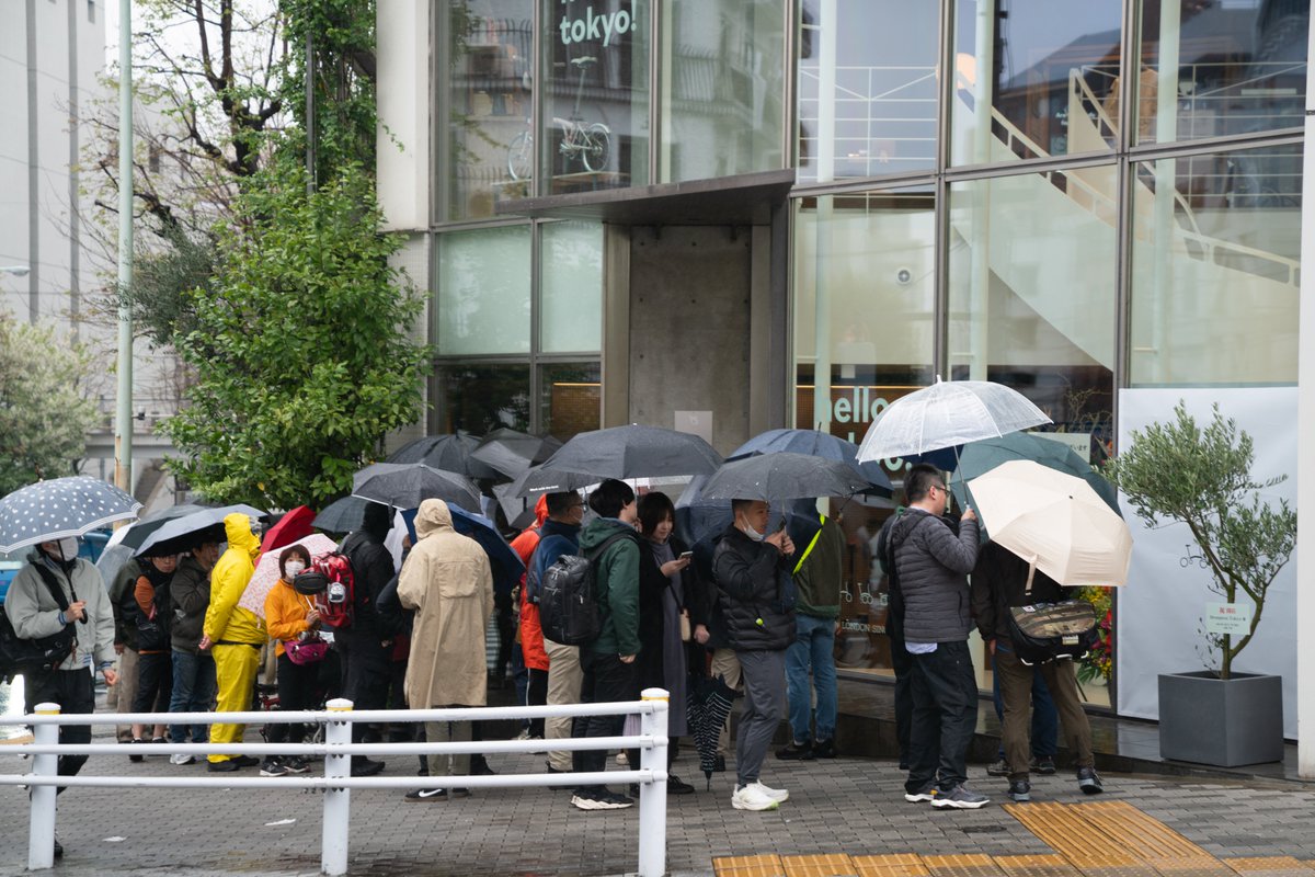 brompton_jp's tweet photo. Brompton Tokyoは、3月で1周年を迎えます。

感謝の気持ちを込め、
皆さまと一緒にお祝いする1周年パーティーを開催。

Brompton Tokyo 1st Anniversary -Unfold More-
3月27日（金）18:00 – 21:00
📍Brompton Tokyo

どなたでもご参加いただけます。ぜひお気軽にお立ち寄りください。
#ブロンプトン https://t.co/jIugAAeMoW