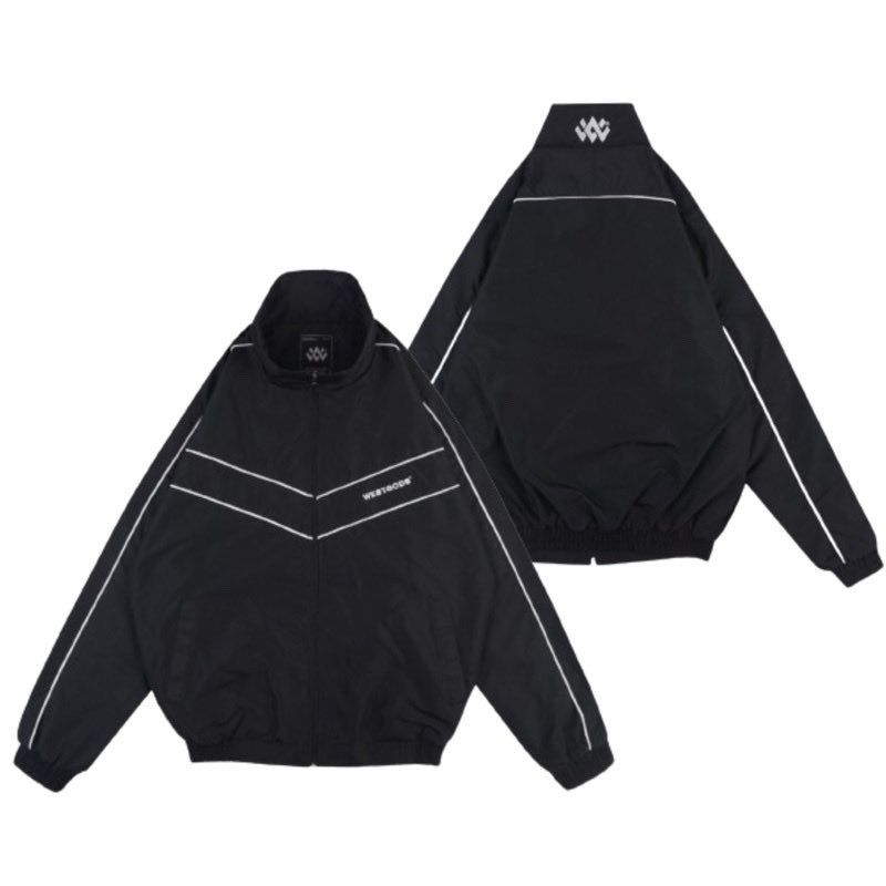 alsngaaa's tweet photo. WESTGODS - Jaket Tracksuit Tracktop Windbreaker Running Olahraga Bahan Parasut

https://t.co/pSv3tbHB1s https://t.co/2DpIBhWNhe