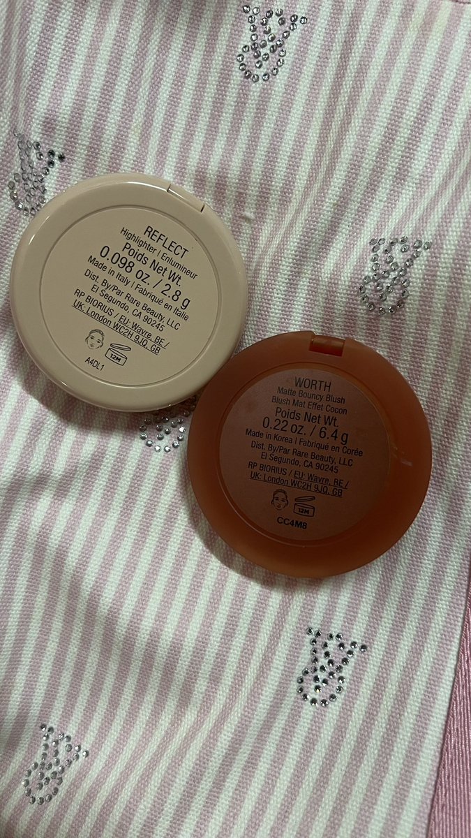 abcbabybooo's tweet photo. ส่งต่อ rare beauty บลัชสีworth ลองสีไปหนึ่งครั้ง 99%
￼highlighter สี reflect ใช้ไป2-3ครั้ง 95%
ชิ้นละ390 รวมส่ง รับคู่750รส #rarebeauty #ส่งต่อเครื่องสำอาง #ส่งต่อrarebeauty #ส่งต่อน้ำหอม #ส่งต่อเครื่องสำอางมือสอง https://t.co/urPv1uHQzK