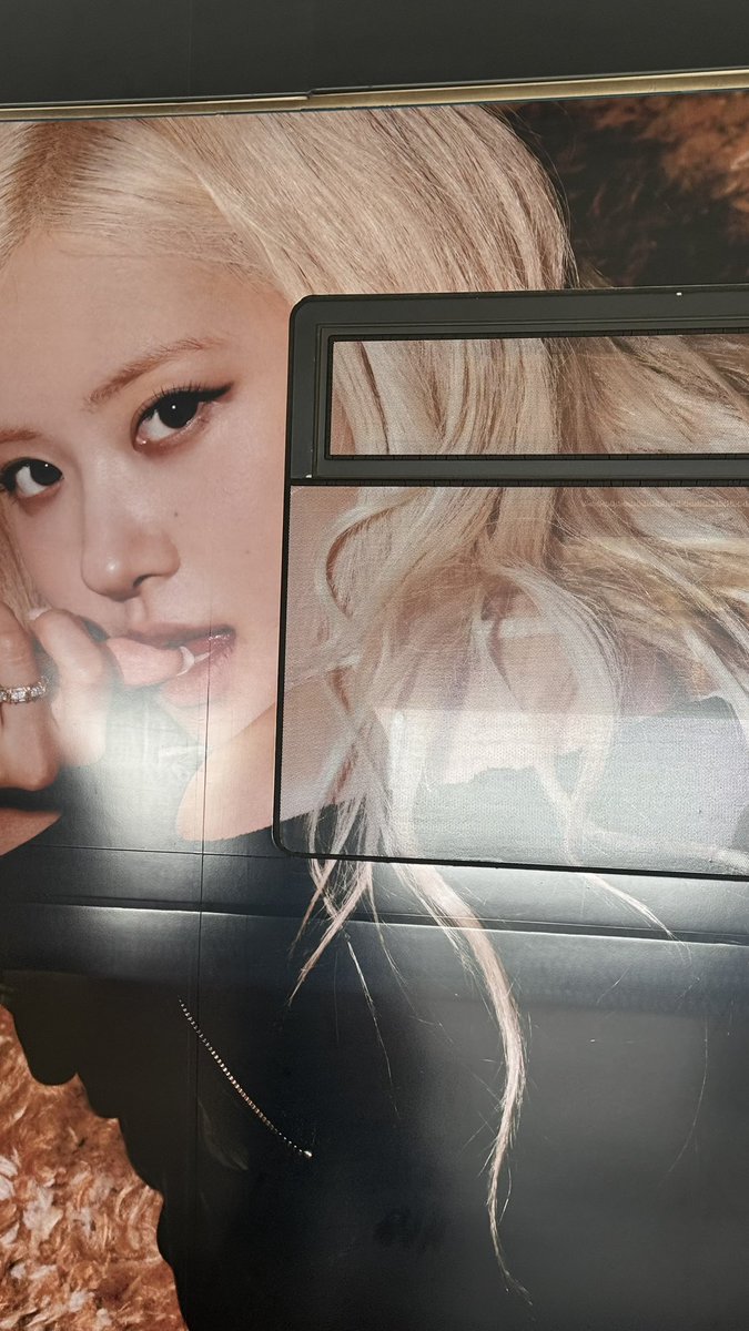 𝙨𝙤𝙛𝙩 𝙘𝙧𝙤𝙞𝙨𝙨𝙖𝙣𝙩 🥐 tweet media