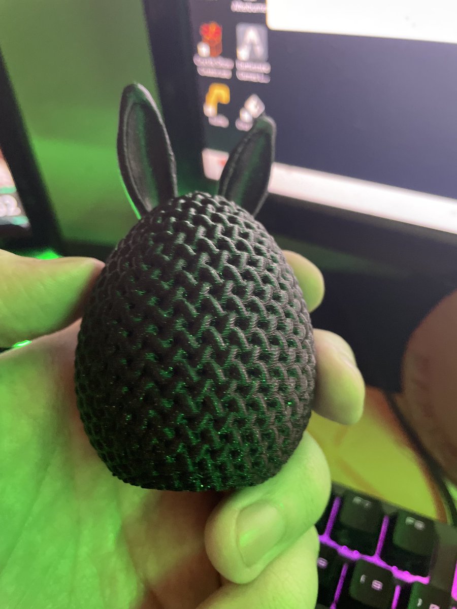 I have printed

E G G