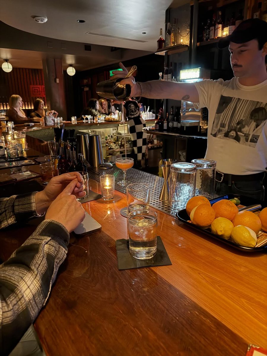 Simply Buckhead tweet media