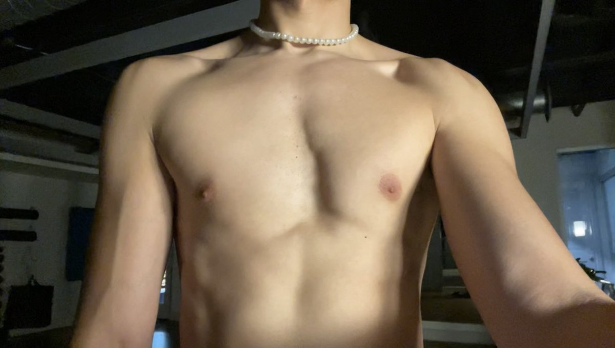 Alex 🦒 tweet media