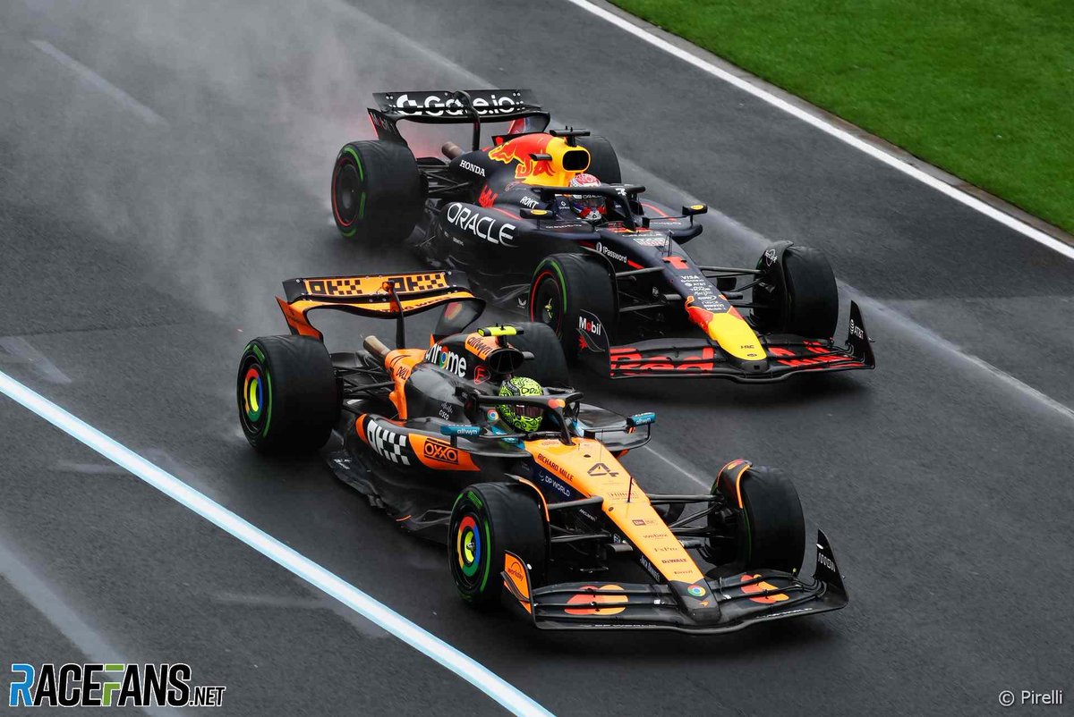 MsportXtra's tweet image. #F1 #OnThisDay, March 16th 2025. A wet #AustralianGP saw chaos and heartbreak. Polesitter @LandoNorris (@McLarenF1 ) won ahead of @Max33Verstappen (@redbullracing ) and @GeorgeRussell63 (@MercedesAMGF1 ). youtube.com/watch?v=md9-jG… #MsportXtra @UnracedF1 @Circuitsotpast