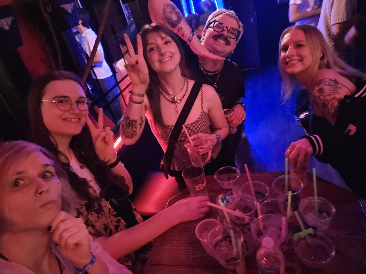 Princess 🏳️⚧️ tweet media