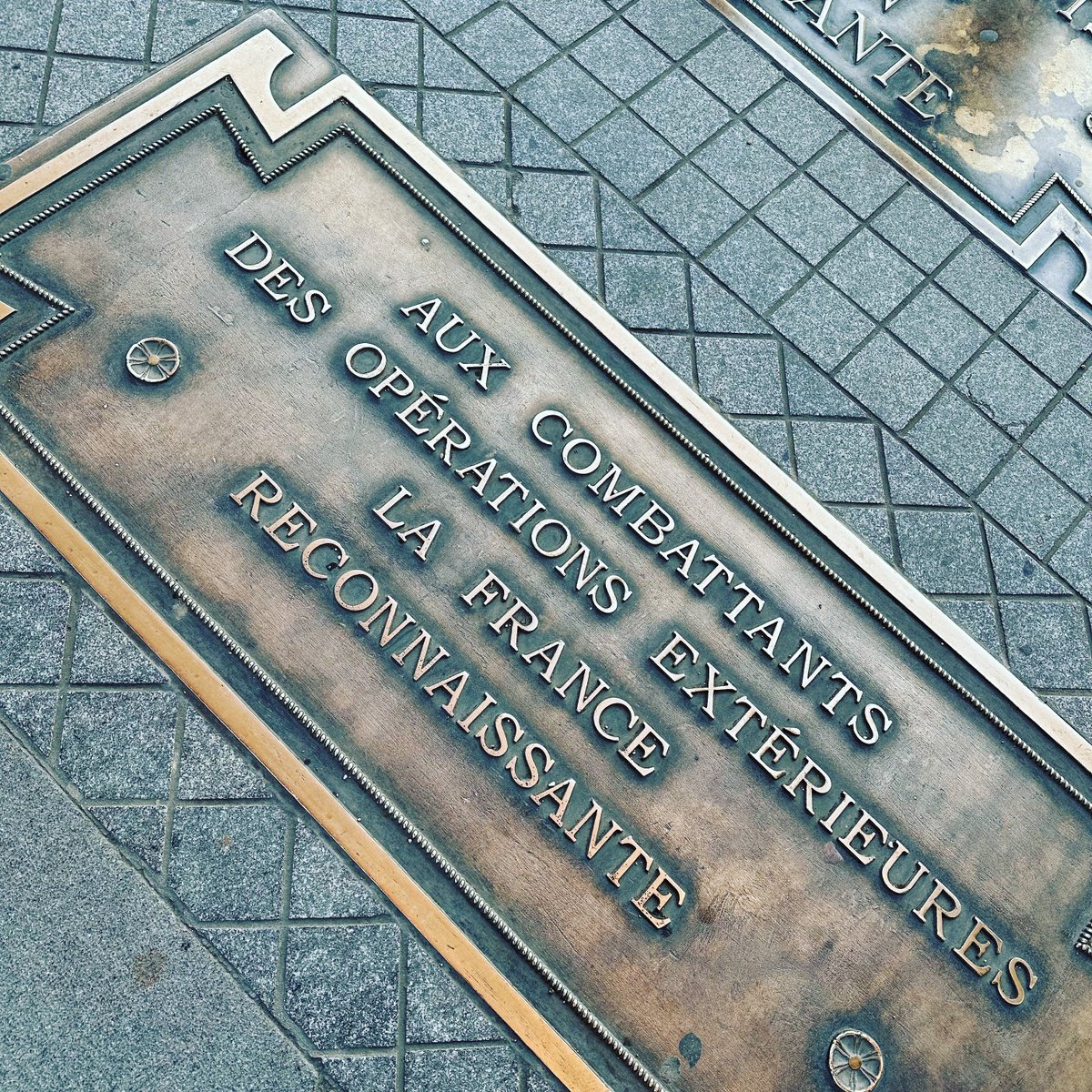 Soutien Commando tweet media