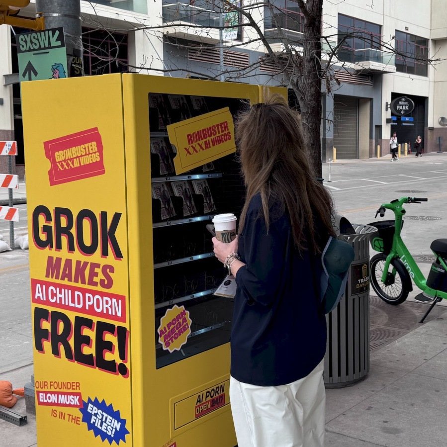 muskonomy's tweet photo. 🚨NEWS: Anti Elon Musk art vending machine appears at SXSW in Austin

The machine was installed on a street corner Saturday morning during the festival. https://t.co/MxGbLuWM0r