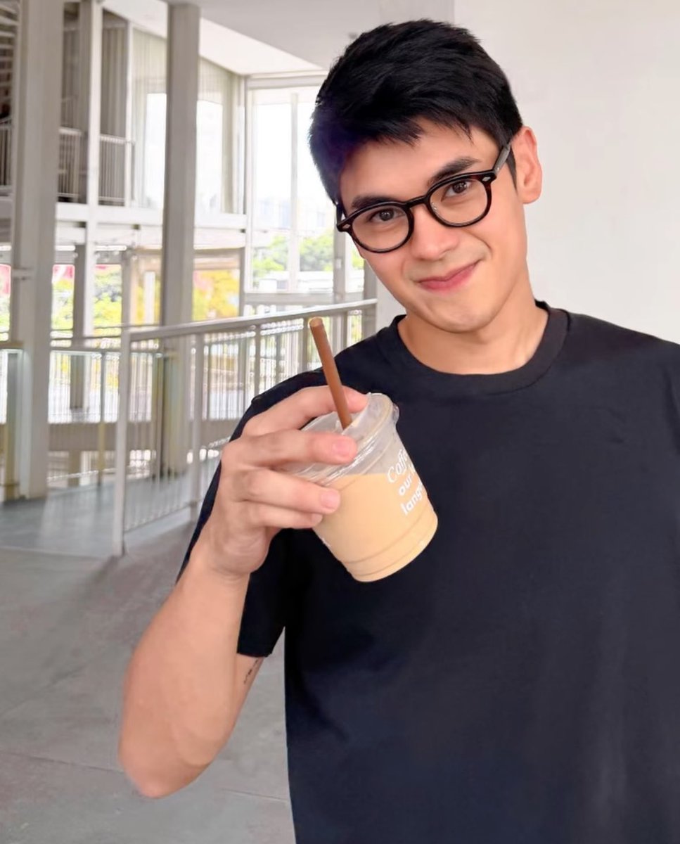 dusnaps ✮⋆˙ tweet media