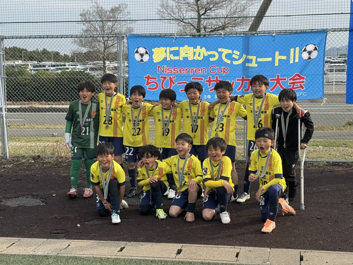 【U-10】
NISSENREN CUP

[試合結果]
グループリーグ①
vs折尾
7(2-0/5-0)0
得点者：福田×3、梅野、松永、山口、村上

グループリーグ②
vsルーチェ
4(2-0/2-0)0
得点者：福田×2、日渡×2

準決勝
vsイブキ
0(0-0/0-1)1

3位決定戦
vs小倉ダック
0(0-0/0-0)0
PK(2-1)

結果：3位