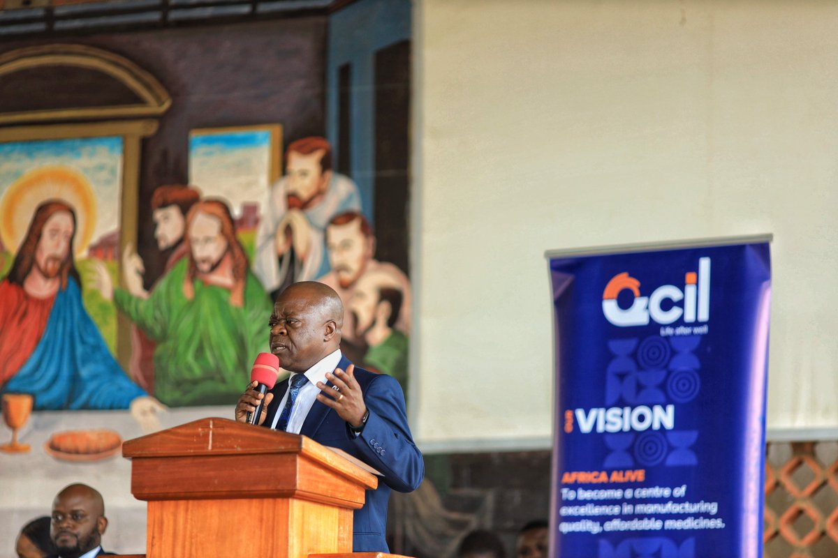 Rotary Club of KampalaCare tweet media