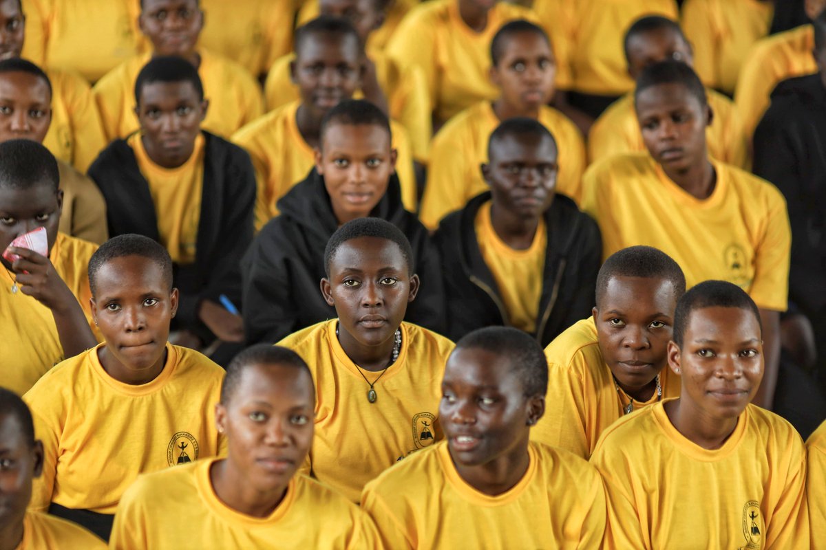 Rotary Club of KampalaCare tweet media