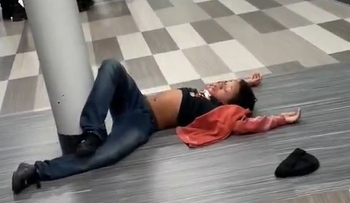 venturing08's tweet photo. @kvrran this pose cunt tho😭😭 https://t.co/ELbGObFnpb