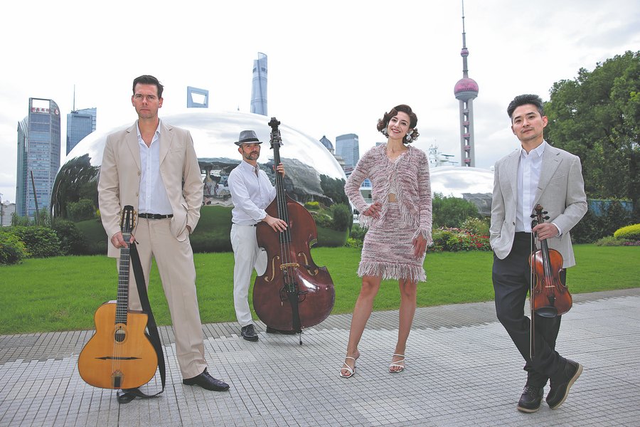 Performing Arts in China tweet media