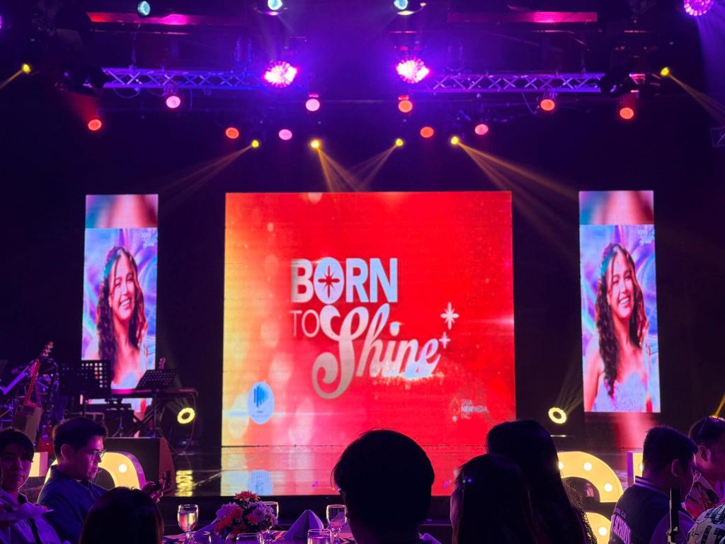 HAPPENING NOW: #BornToShineGrandMediacon ✨

#Zephanie #BornToShine