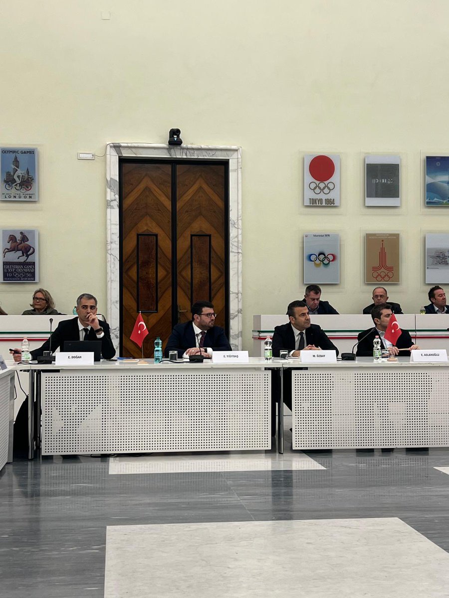 2027 yılında İstanbul’da düzenlenecek olan 2027 Avrupa Oyunları hazırlıkları kapsamında, İl Müdürümüz Muhittin Özbay, European Olympic Committees yetkilileriyle Roma’da bir araya geldi.

Toplantıda, İstanbul’un ev sahipliği sürecine ilişkin hazırlıklar değerlendirilirken