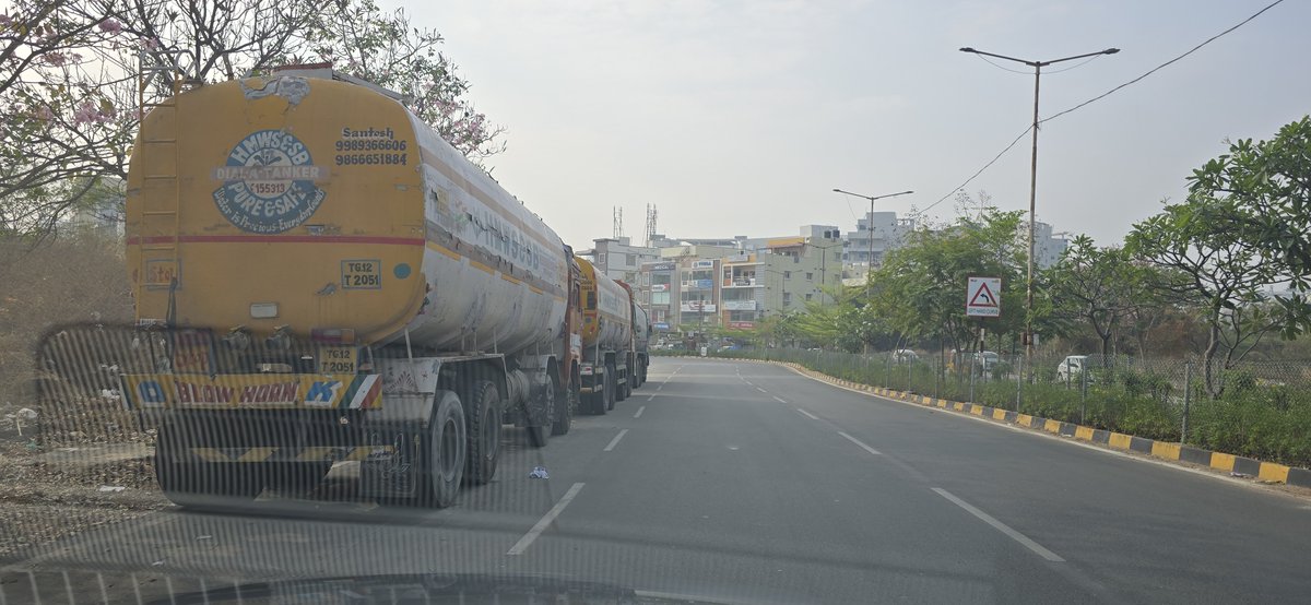 sudhakr's tweet photo. Respected @HMWSSBOnline Could you please let us know why your tankers are permanently parked on this TNGO Colony Road? These tankers are occupying the road forever. 

@MC_Cyberabad https://t.co/X5k6ELgLKk